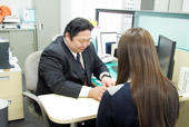 927_career_support_img_7.jpg