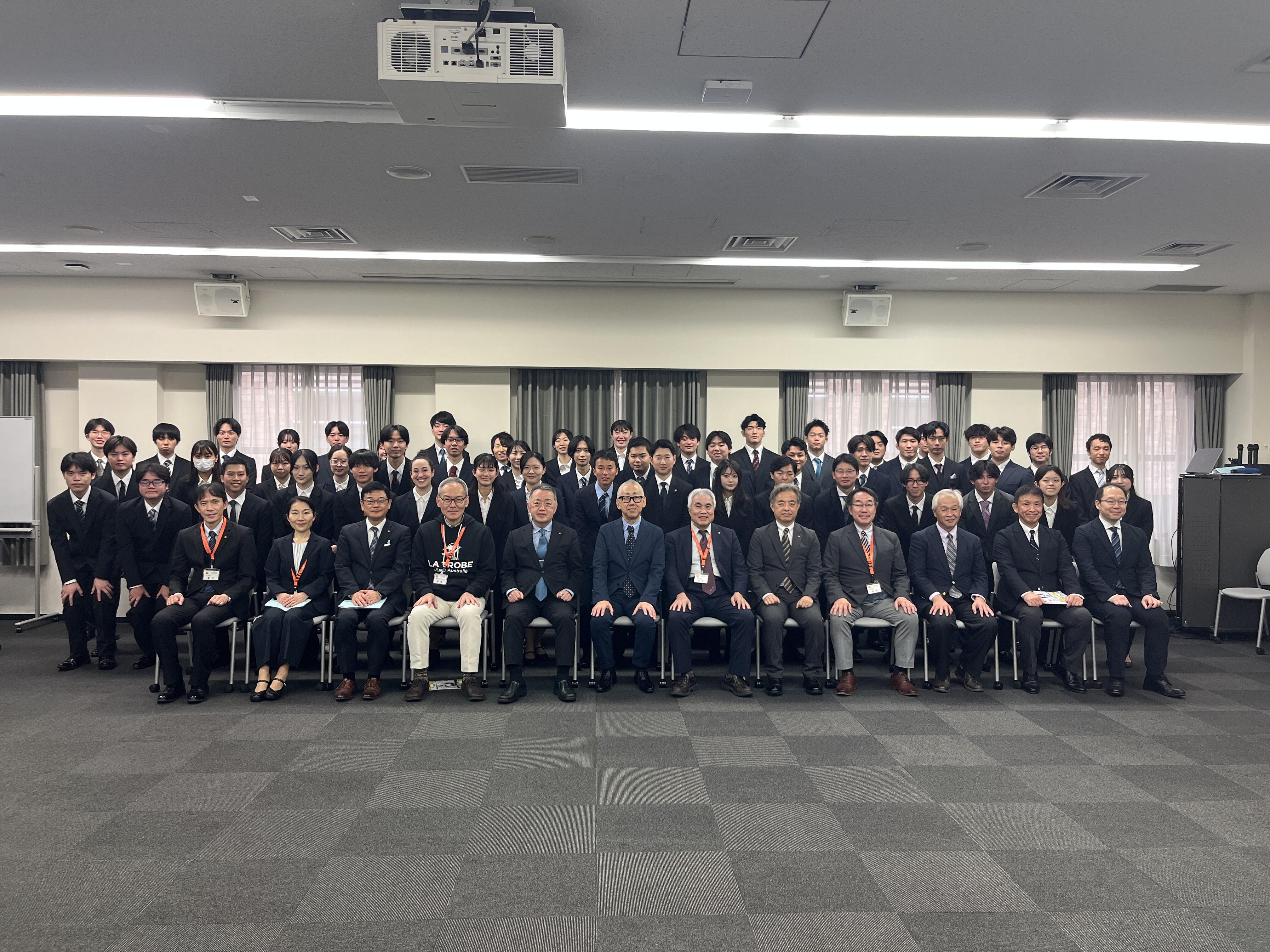 表彰式集合写真.JPG