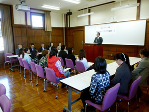 平成２７年度 拓殖大学留学生別科奨学生証書授与式が行われました